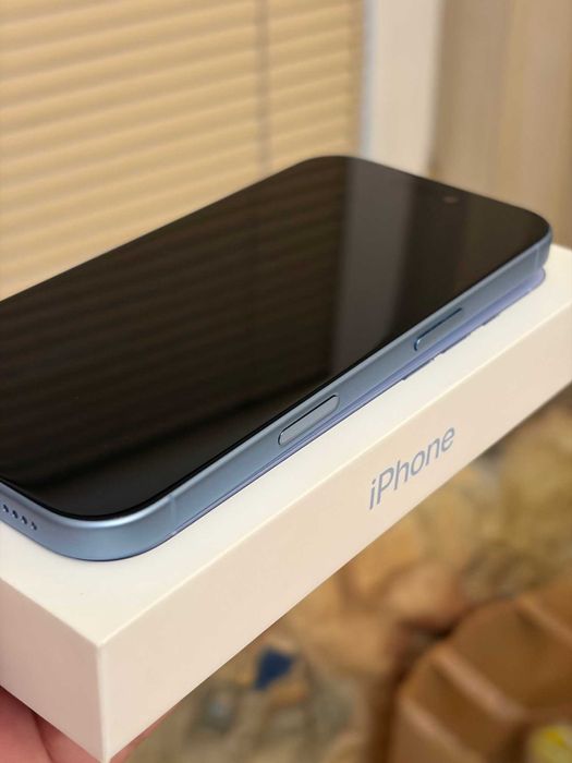 Vand iPhone 17 256GB baterie 100%, neverlocked, impecabil, ca nou