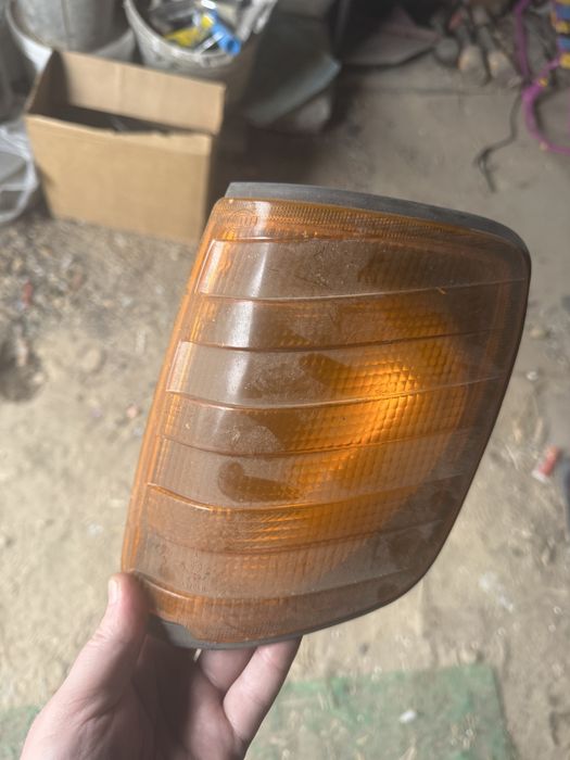 Поворотники на 124