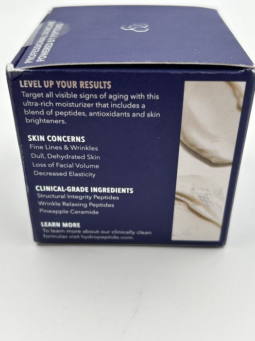 Овлажнителят HydroPeptide Power Lift Advanced Ultra-Rich