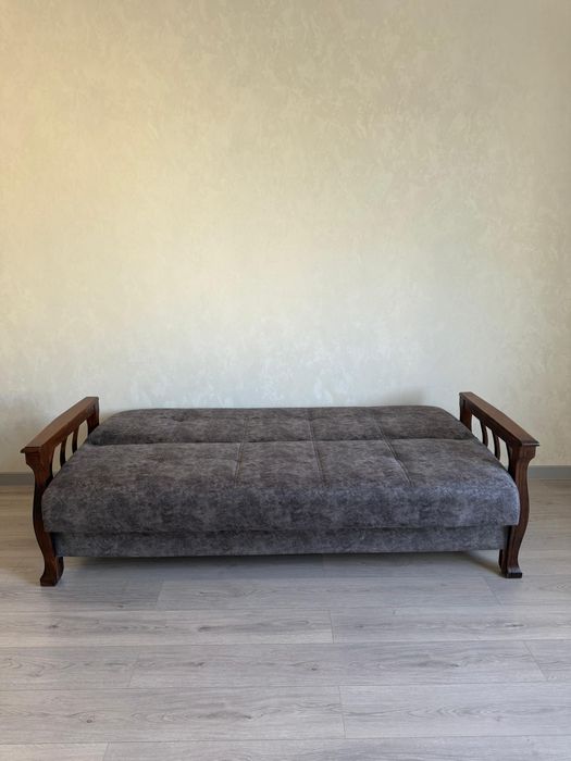 Диван для гостиной