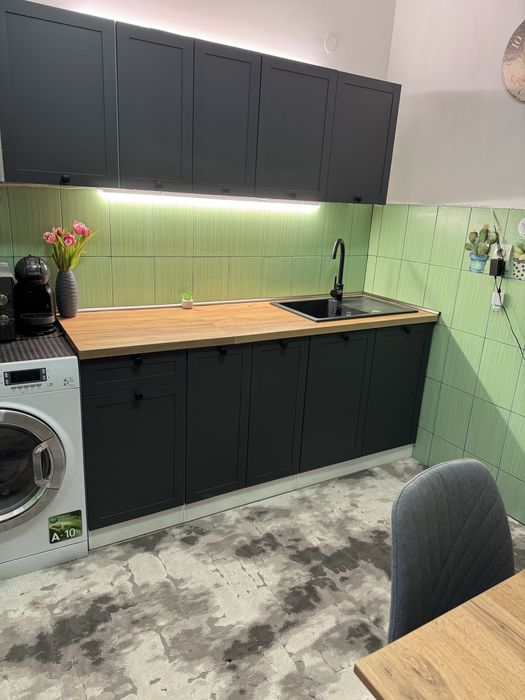 Продава се Двустаен апартамент в Враца, Подбалканска - 65 кв.м за 1083 €/кв.м - Снимка #1