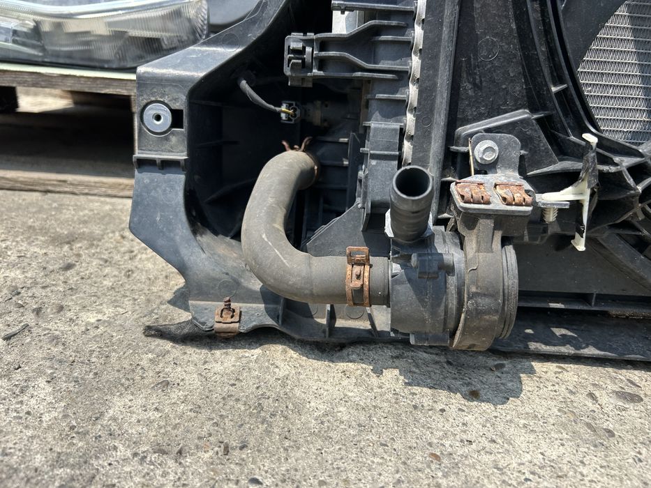 Pompă apă auxiliară Ford Focus 4 1.5 Tdci 2019