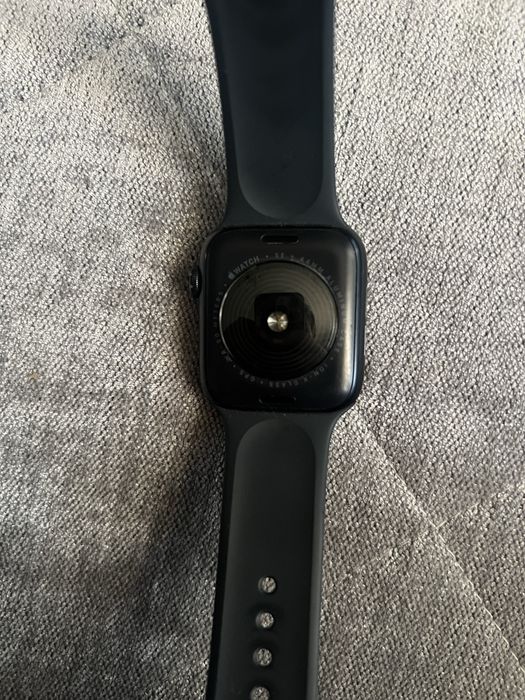 Apple watch se. 2