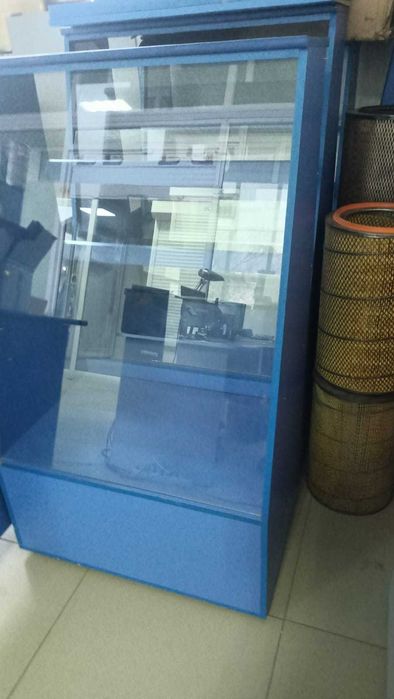 мебель для магазина  -витрины