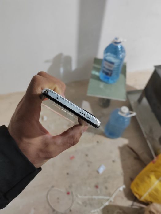 Xiomi 11 tholati ideal