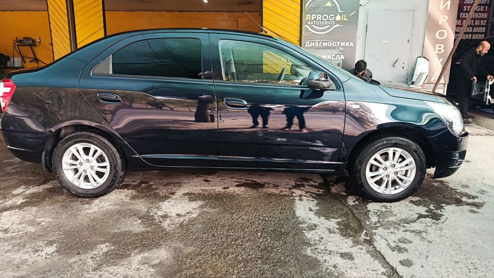 Kobalt 2024 darcmoon blue