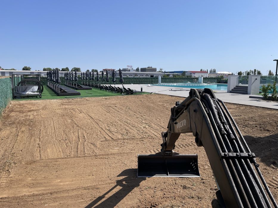 MINIEXCAVATOR CRAIOVA inchiriez miniescavator mini buldo excavator