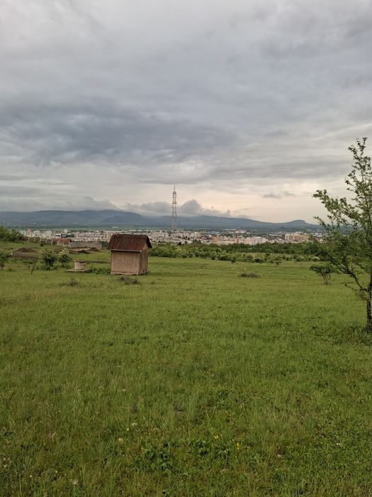 Vând teren intravilan în Deva