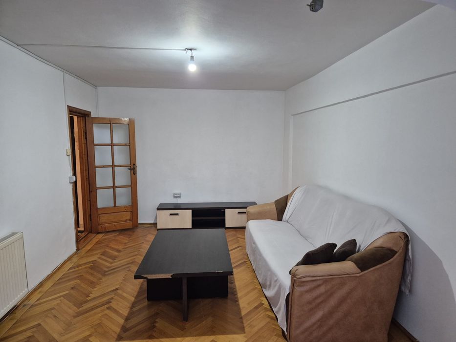 Închiriez două camere