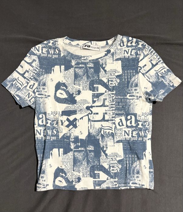 Тениска crop top с щампове