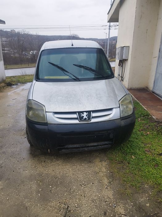 Пежо Партнер на части