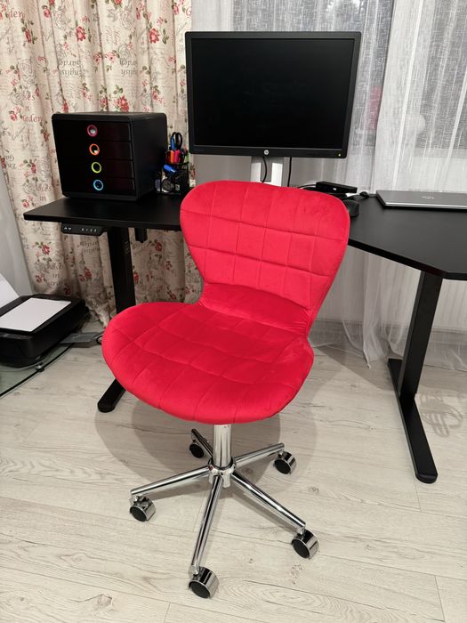 Scaun birou pivotant, 360 °, rosu, catifea, cu roti