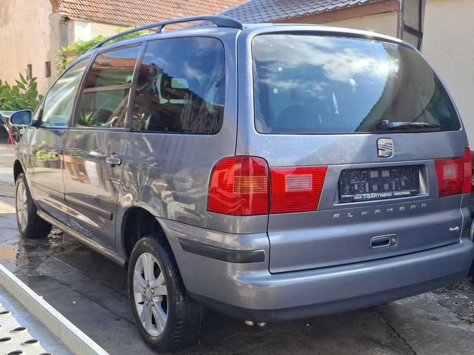 SEAT Alhambra 2010 — imagine 4