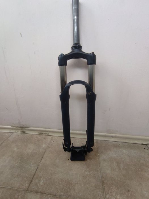 Стокова вилка на Drag C2 Dirt - Suntoir xcm 26 цола с главина и чашки