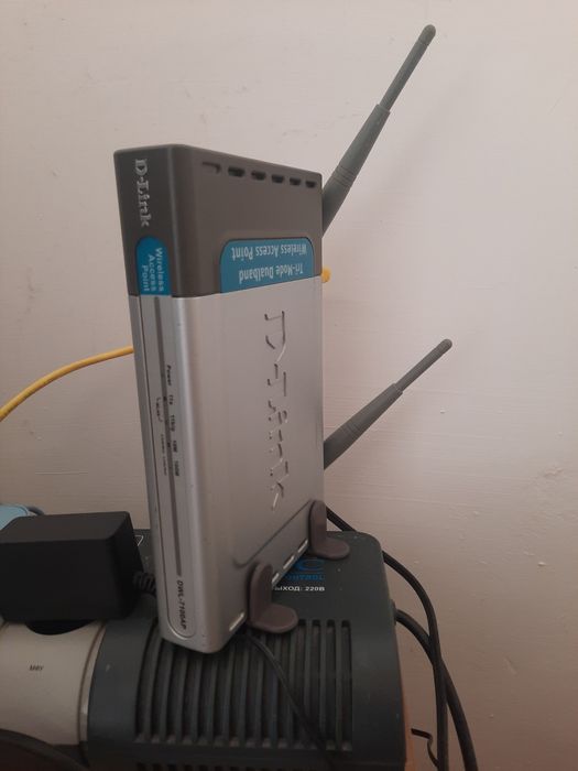 Продам двух диапозонную точку доступа.