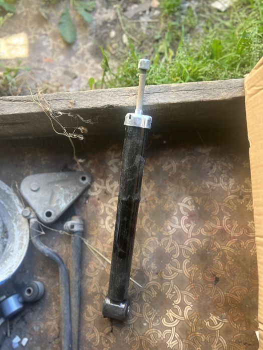 Новый Амортизатор задний Ауди 80 Б4