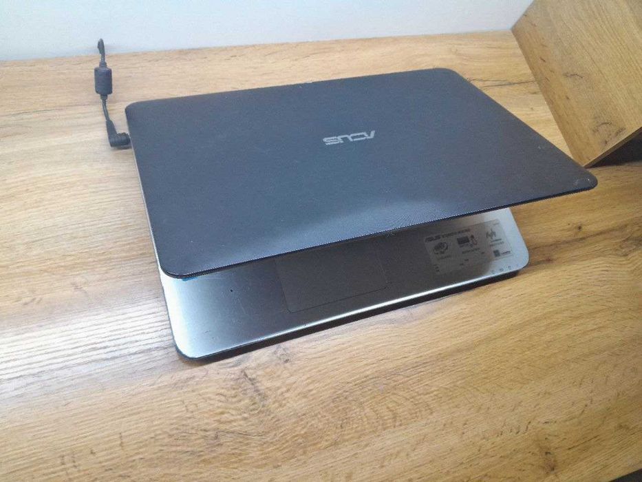 ASUS K555 ноутбук сотилади