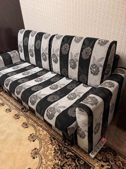 Диван для гостинной