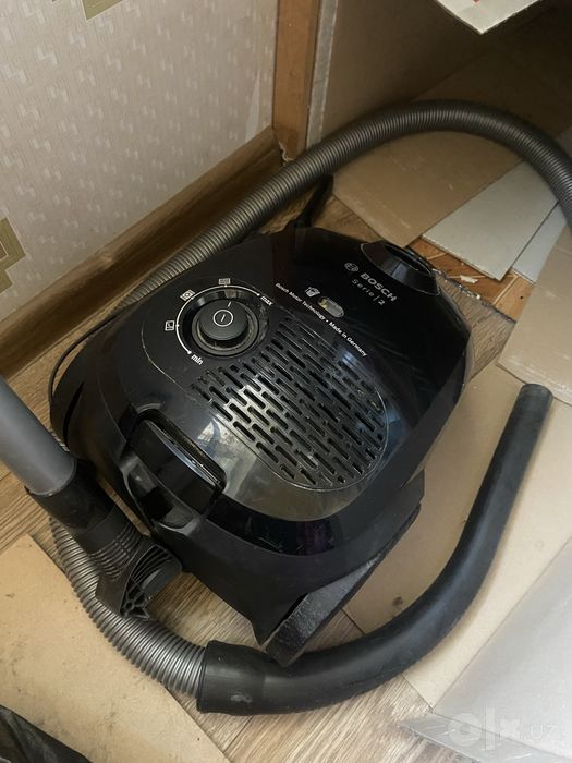 Пылесос Bosch в хорошем состоянии