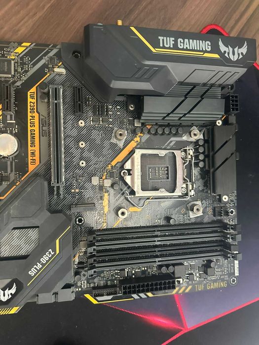 Placa de baza Z390-PLUS