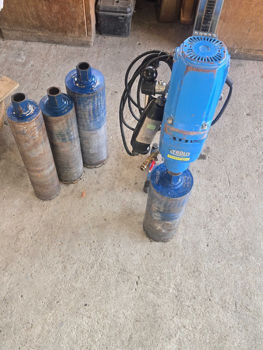 Машина разпробивна TYROLIT