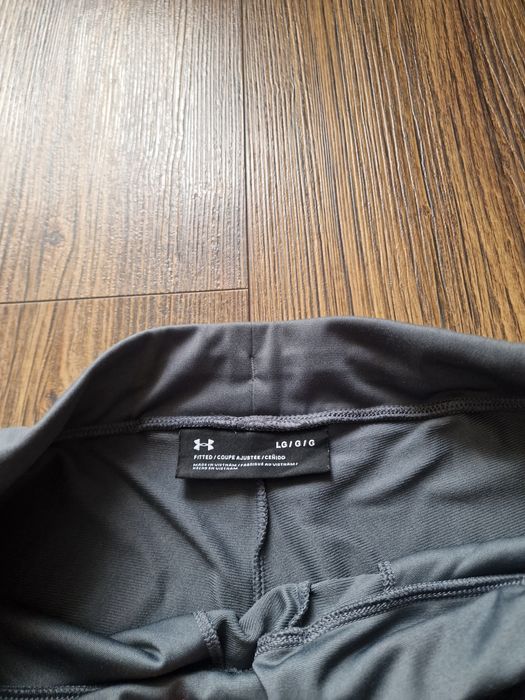 Страхотно мъжко спортно долнище  UNDER ARMOUR размер  L