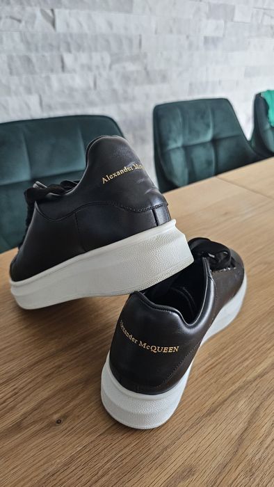 Pantofi sport Alexander McQueen damă – piele naturală, negri, purtați