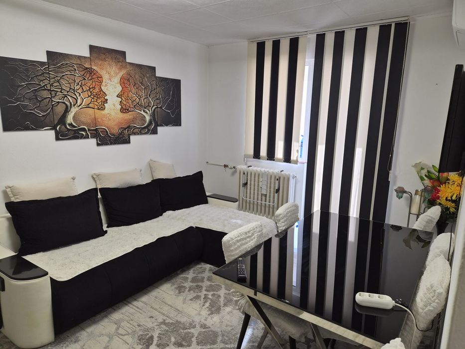 Apartament de închiriat   3 camere in Arad Vlaicu