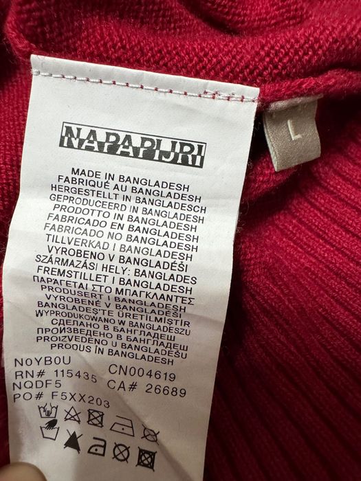 Мъжки пуловер Napapijri.