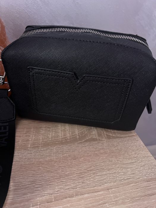 Оригинална чанта Valentino и Armani