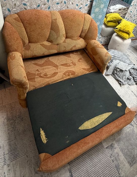 Продам диванчик и кровать
