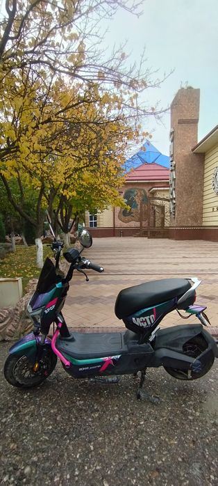 Бонви електрон скутер