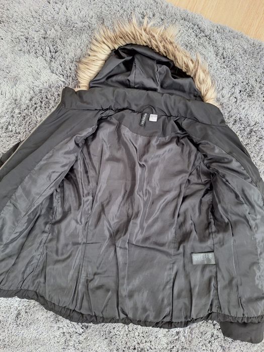 Super pret! Geaca/ Jacheta matlasata H&M, marimea 38, aproape noua