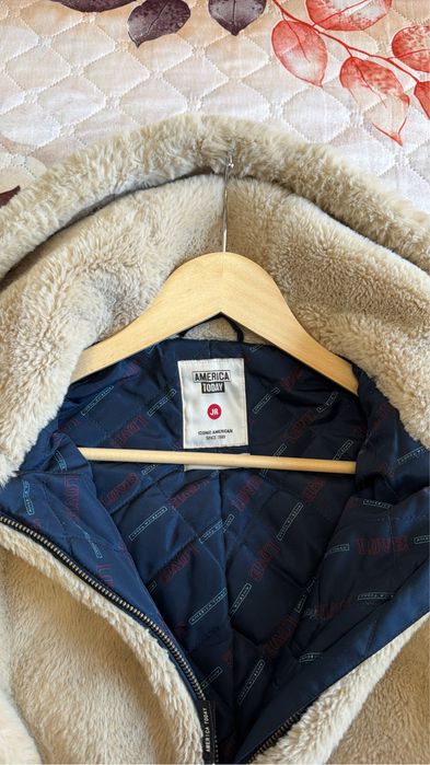 Униклано пухено палтенце