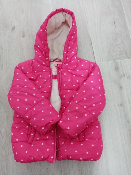 Vând geaca iarna fetita