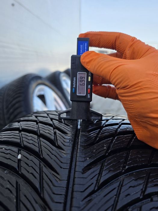 Roti/Jante Mercedes 225/50 R17,DOT1322,PROFIL 7.99MM