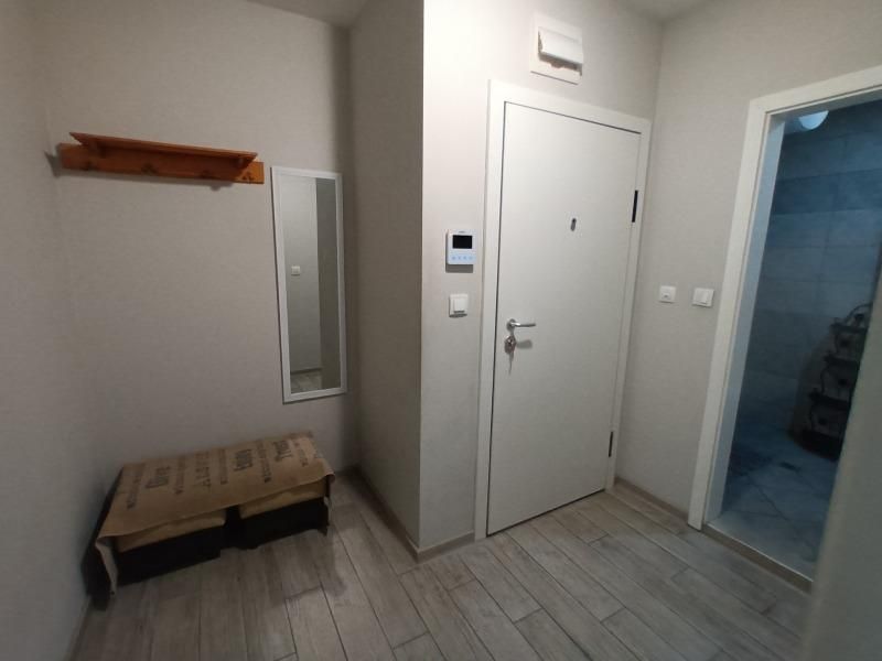 Дава се под наем Двустаен апартамент в Пловдив, Кършияка - 70 кв.м за 400 € - Снимка #3