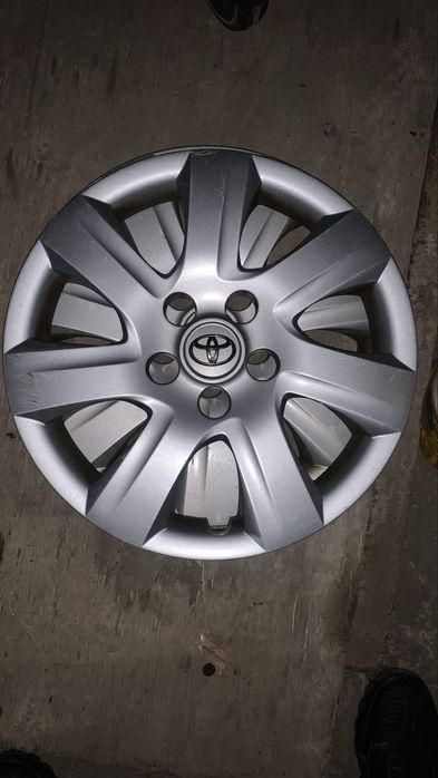 колпаки на Camry