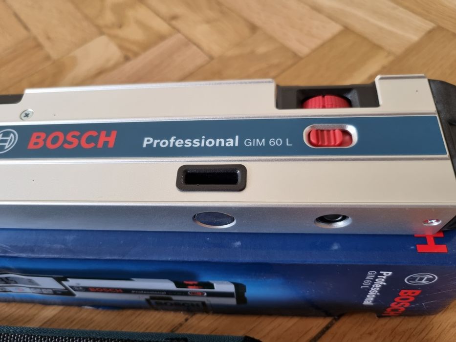 Nivela laser (clinometru digital) Bosch Professional GIM 60 L, 30 m, clasa laser 2, 60 cm lungime