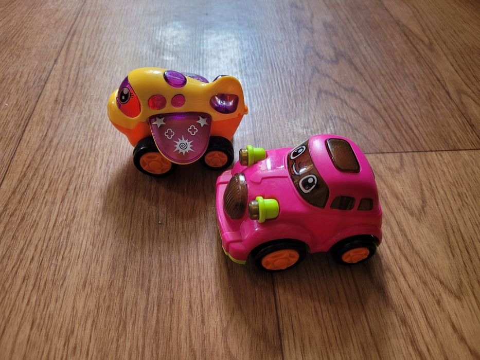 Машинки и самолёты для малыша