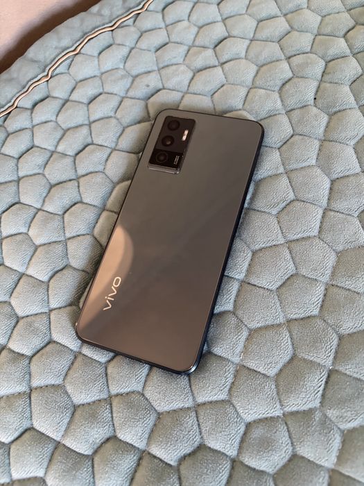 Vivo v23e хороший состояния