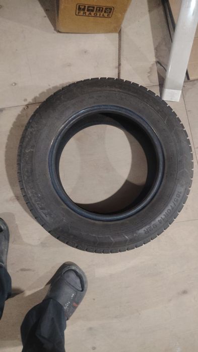 Продам  зимние шины для авто