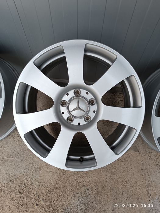 17/5/112-МЕРЦЕДЕС Ц класа W 204,W 205-нов внос-перфектни