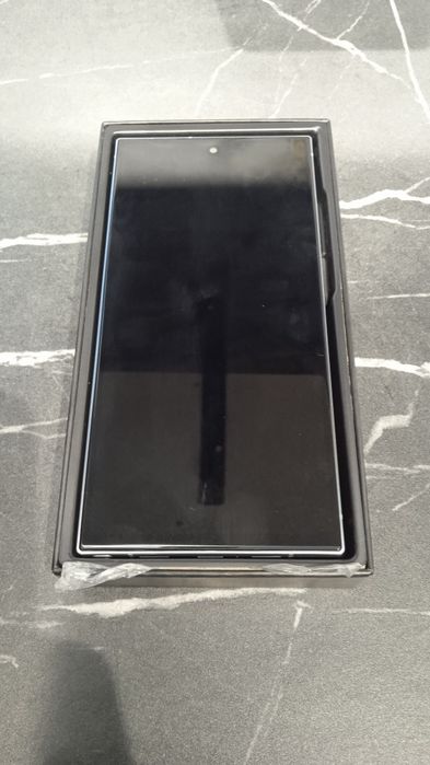 Продам телефон Samsung 25 ульта