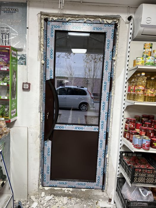 Алюминиевые окна двери и витражей