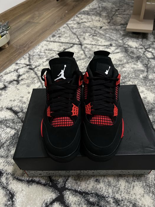 Jordan 4 Red Thunder