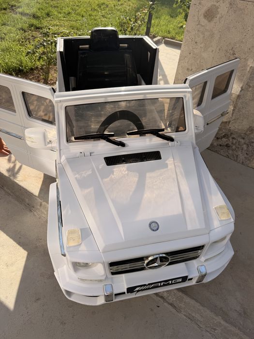 Акумулаторна детска кола Mercedes