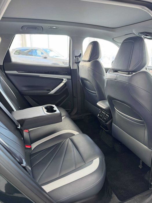 Geely atlas to'liq benzin nalichida 5 yil garantiya