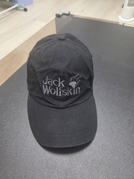 Sapca Columbia, Jack Wolfskin, Montblanc, FCSB