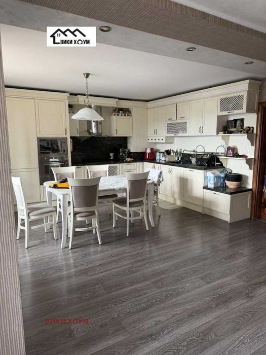 Продава многостаен апартамент, Зимно Кино Тракия,  гр. Варна